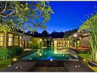 Villa Ininda And Ligaya Seminyak